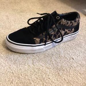 Leopard old school vans